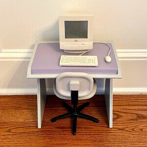 AMERICAN GIRL DOLL 1996 Working Macintosh Computer, Mouse with Desk & Chair